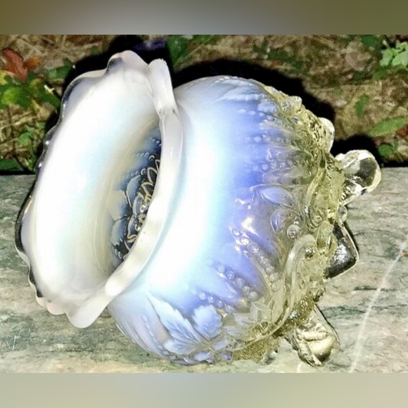 19th Century Antique Sowerby Co. Hobnail Opalescent Glass PIASA BIRD SPITTOON - Picture 10 of 10